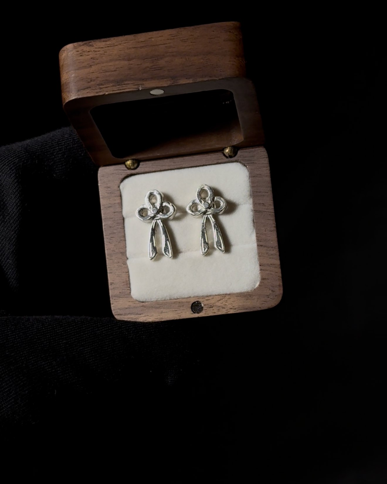 Aretes de Kanao Kocho